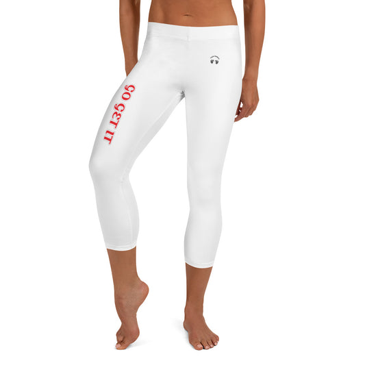 Luxe Comfort: White Capri Leggings Made for You (Eco-Friendly!)